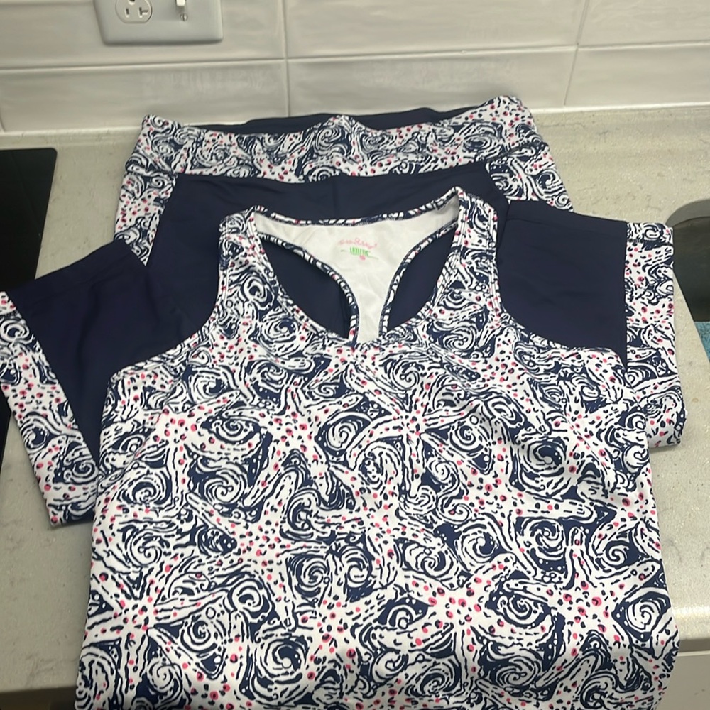 Lilly Pulitzer Navy and White Patterned Leggings